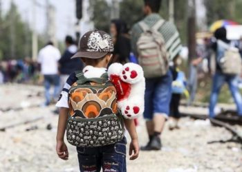 Συμπαράσταση στο δίκαιο απεργιακό αγώνα των εργαζόμενων συμβασιούχων στην Υπηρεσία Ασύλου και στους εργαζόμενους της ΜΚΟ Άρσις – Αλληλεγγύη σε πρόσφυγες – μετανάστες