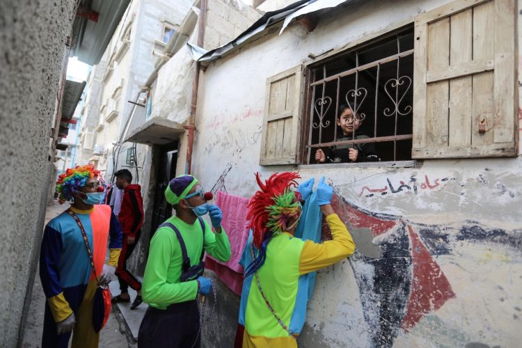 Να μην τους αφήσουμε να κάνουν την κρίση «ευκαιρία»