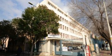 Απλήρωτοι στο Λαϊκό οι εργαζόμενοι που προσλήφθηκαν για να αντιμετωπίσουν τον κορωνοϊό!