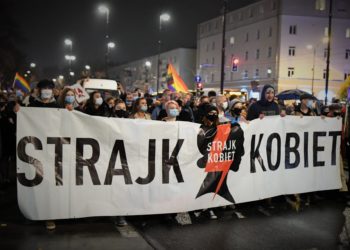 Η σχεδόν καθολική απαγόρευση των εκτρώσεων δε φέρνει λιγότερες εκτρώσεις, φέρνει επικίνδυνες και παράνομες εκτρώσεις και μεγαλύτερη εκμετάλλευση των γυναικών!