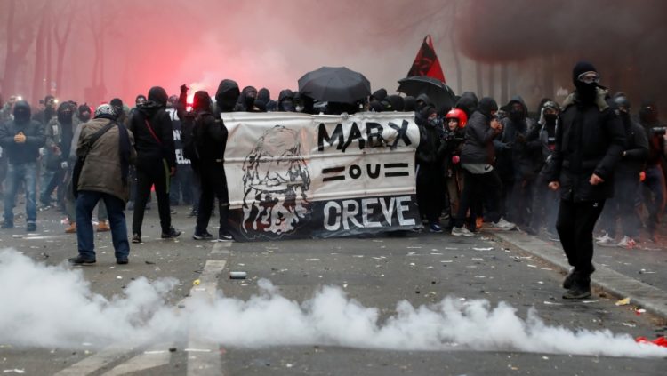 Ελπίζουμε στους σεισμούς που μέλλονται για να ‘ρθουν!