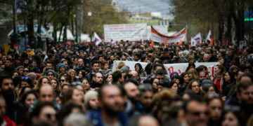 Αποχή από την ηλεκτρονική ψηφοφορία, σε συσπείρωση γύρω από τα πρωτοβάθμια εκπαιδευτικά σωματεία