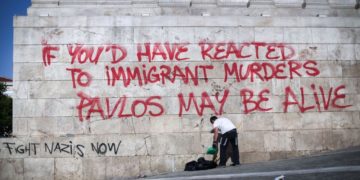 Να μην ξεχάσουμε τον Πετρίτ Ζίφλε: Η δολοφονία του αλβανού εργάτη γης με άρωμα Χρυσής Αυγής