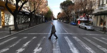 Θ.Ζδούκος: “Τι οδήγησε στον “μαύρο Νοέμβριο” με τους 1.700 νεκρούς”