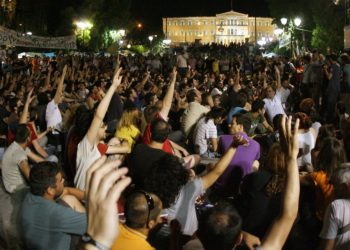 Πλατείες, πολιτική, δημοκρατία: 10 χρόνια μετά