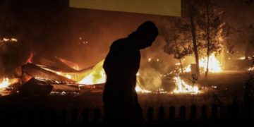 H γη καίγεται. Οι ζωές καταστρέφονται. Να λογαριαστούμε τώρα, για να ζήσουμε αύριο.