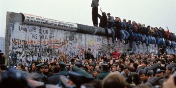 Να τολμήσουμε να δούμε την πραγματικότητα κατάματα