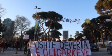 Zëri ynë, frika juaj / Δική μας η φωνή, δικός σας ο φόβος