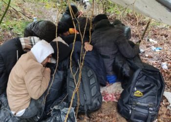 Εγκλωβισμένοι στη «γκρίζα» ζώνη του Έβρου!